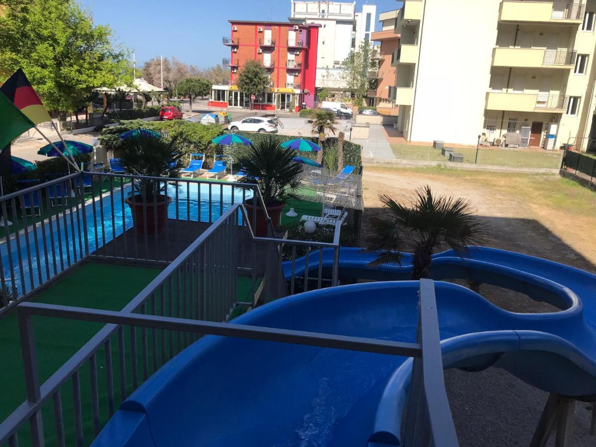 Club Hotel Residence チェゼナーティコ エクステリア 写真