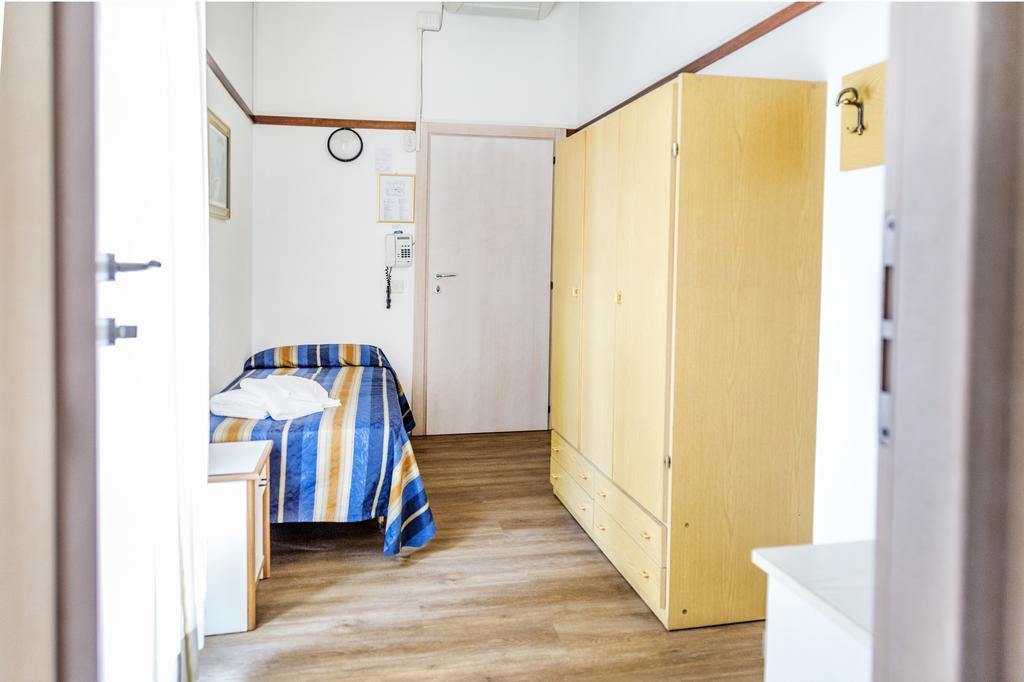Club Hotel Residence チェゼナーティコ エクステリア 写真